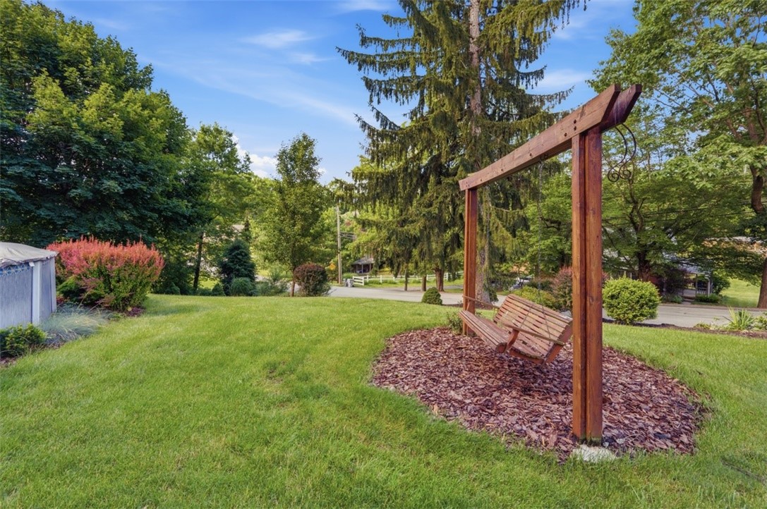 111 Cedar Dr