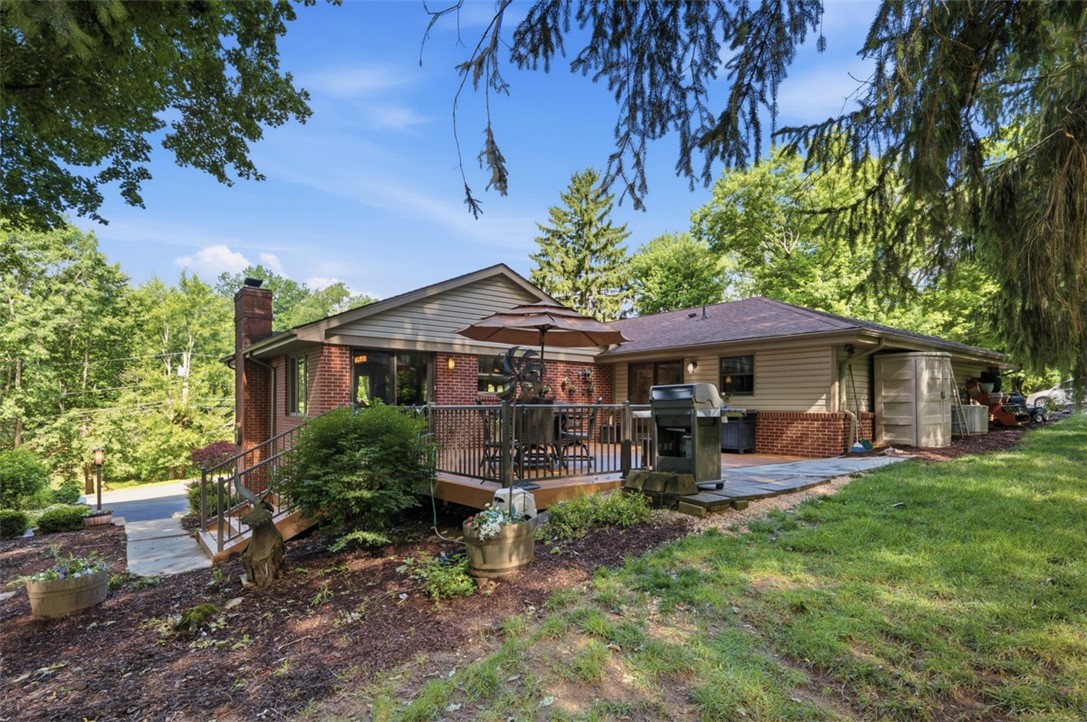 111 Cedar Dr