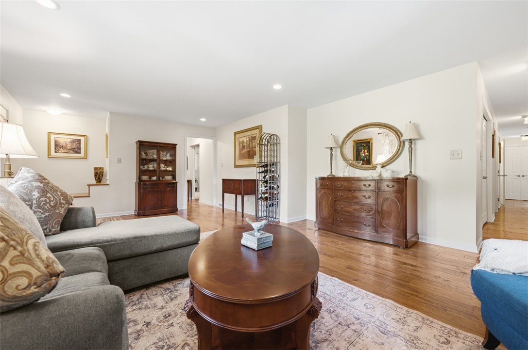 111 Cedar Dr