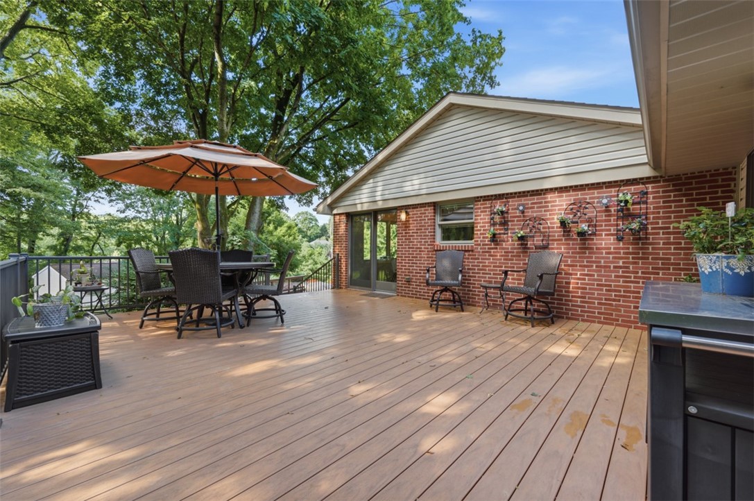 111 Cedar Dr