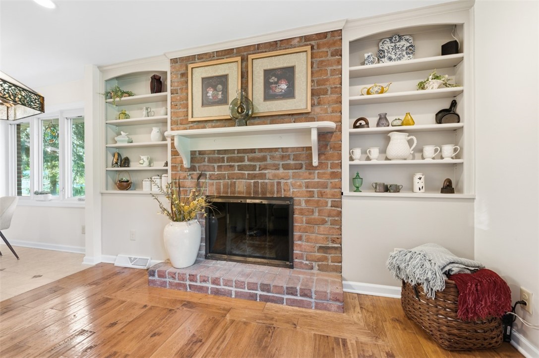 111 Cedar Dr