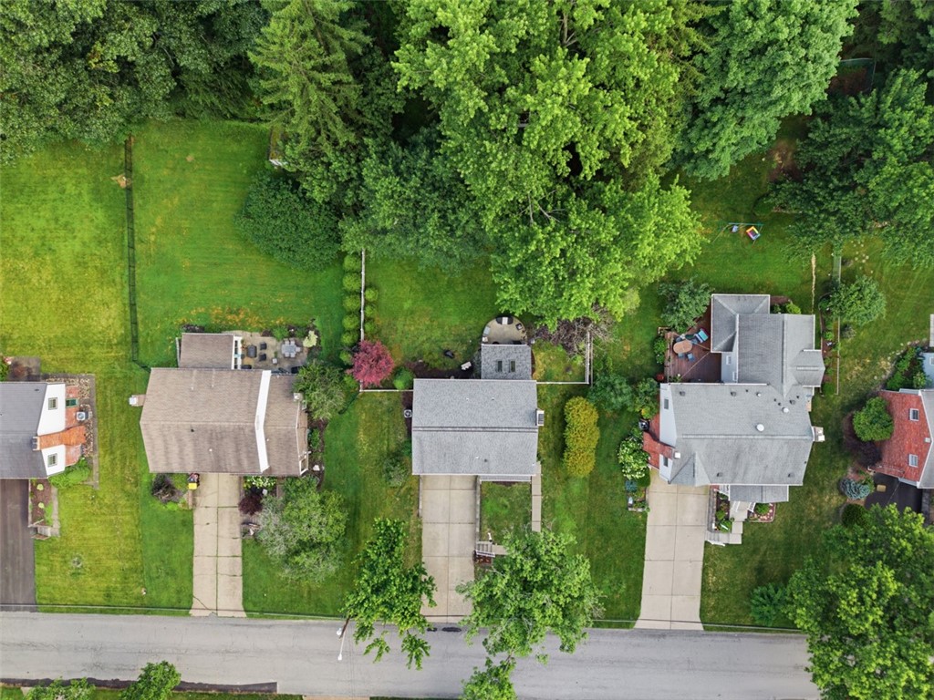 1318 Plantation Dr
