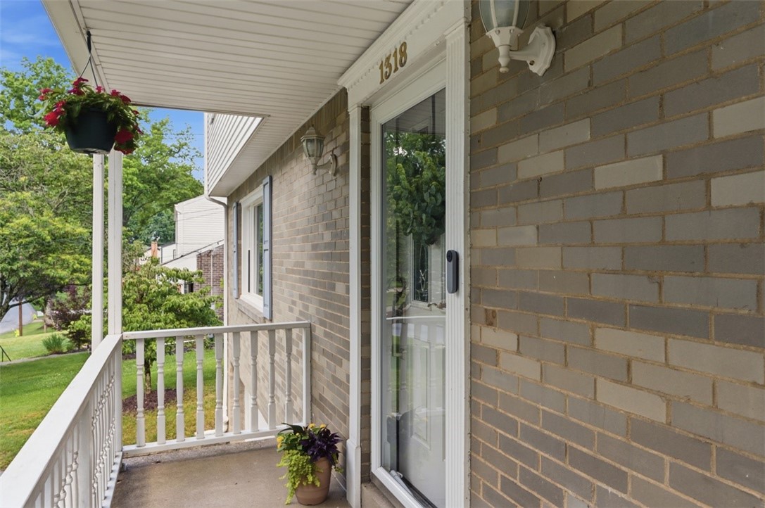 1318 Plantation Dr