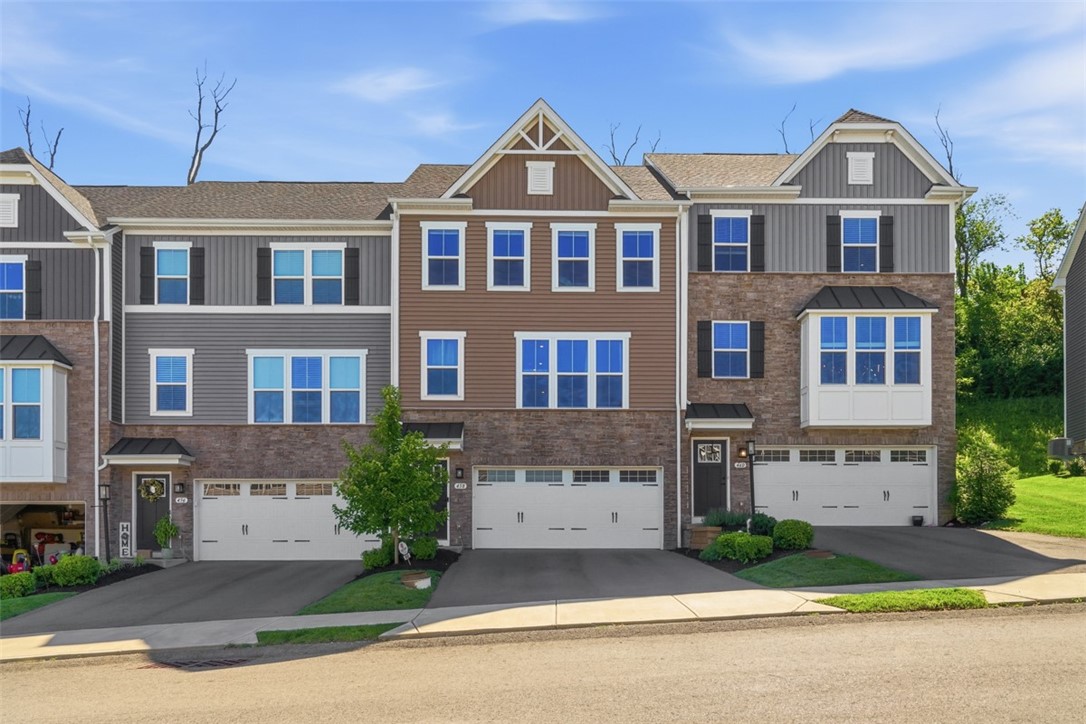 458 Greenwood Dr
