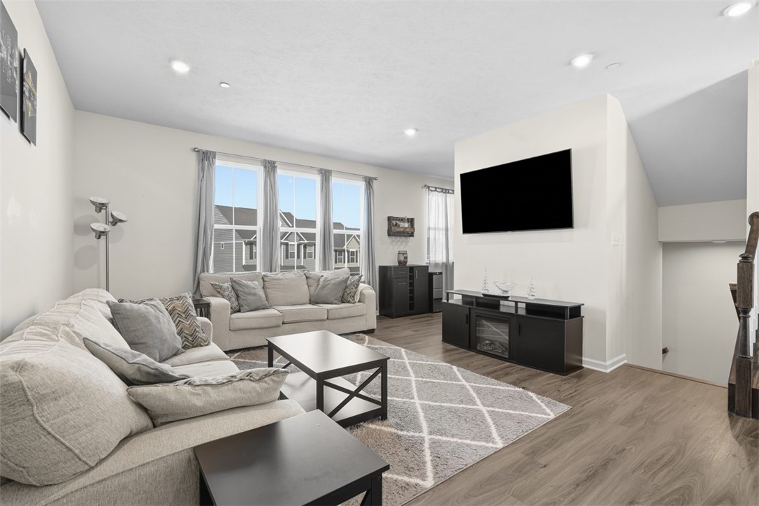 458 Greenwood Dr