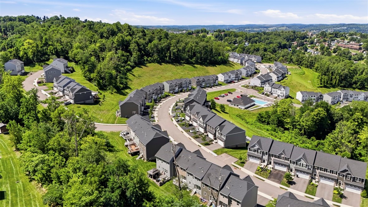 458 Greenwood Dr