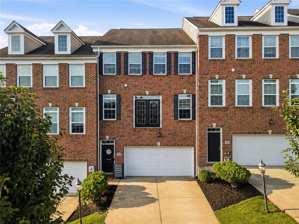 523 Gala Dr