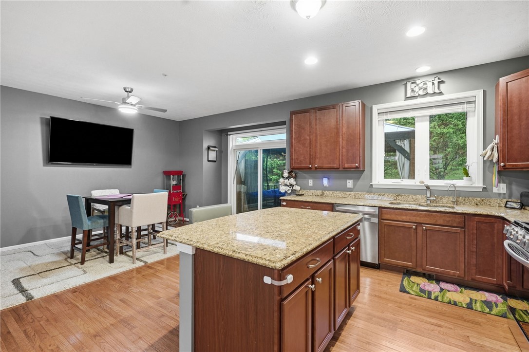 523 Gala Dr