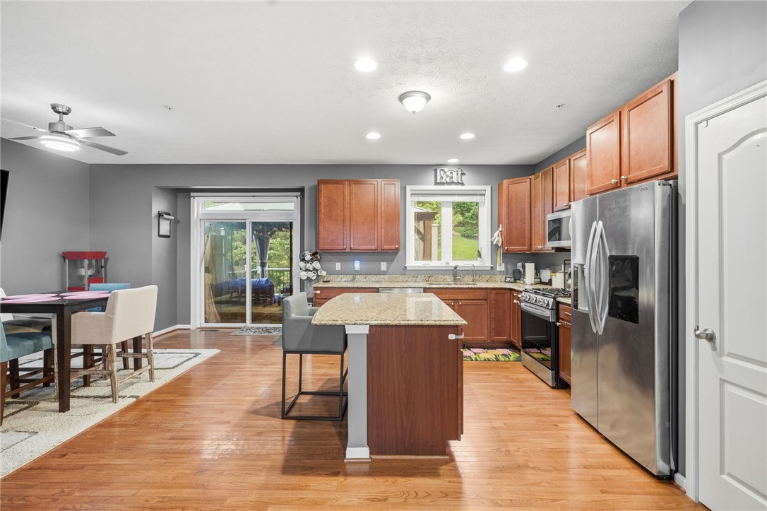 523 Gala Dr