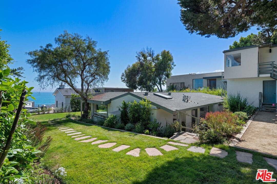 31562 Broad Beach Rd