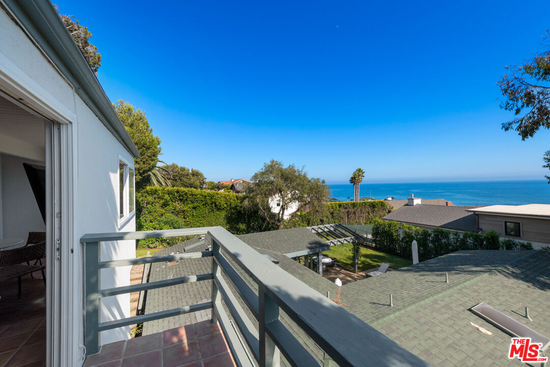 31562 Broad Beach Rd