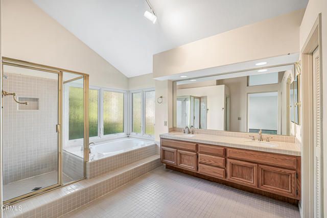 2211 Pebble Beach TRL