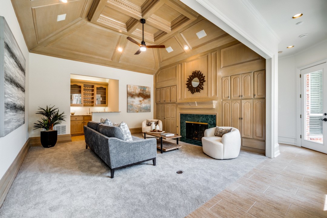 5111 Summit Hill Drive