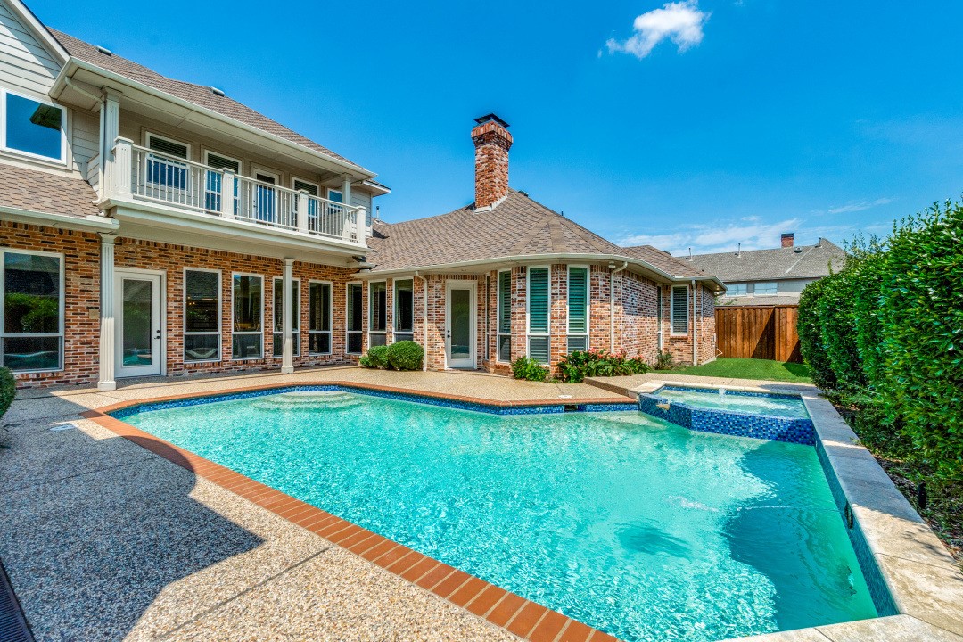5111 Summit Hill Drive