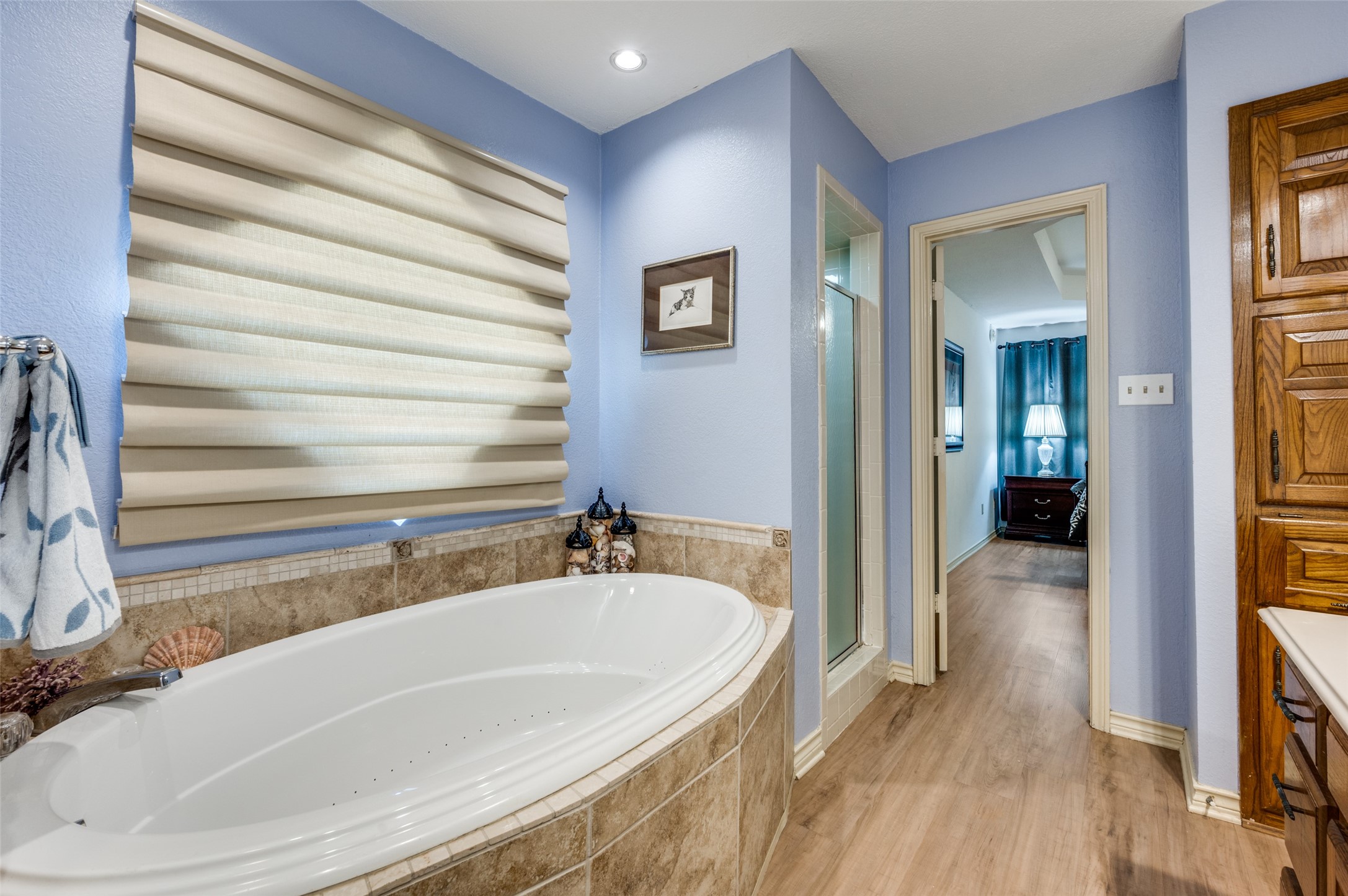 2411 Vista Glen Lane