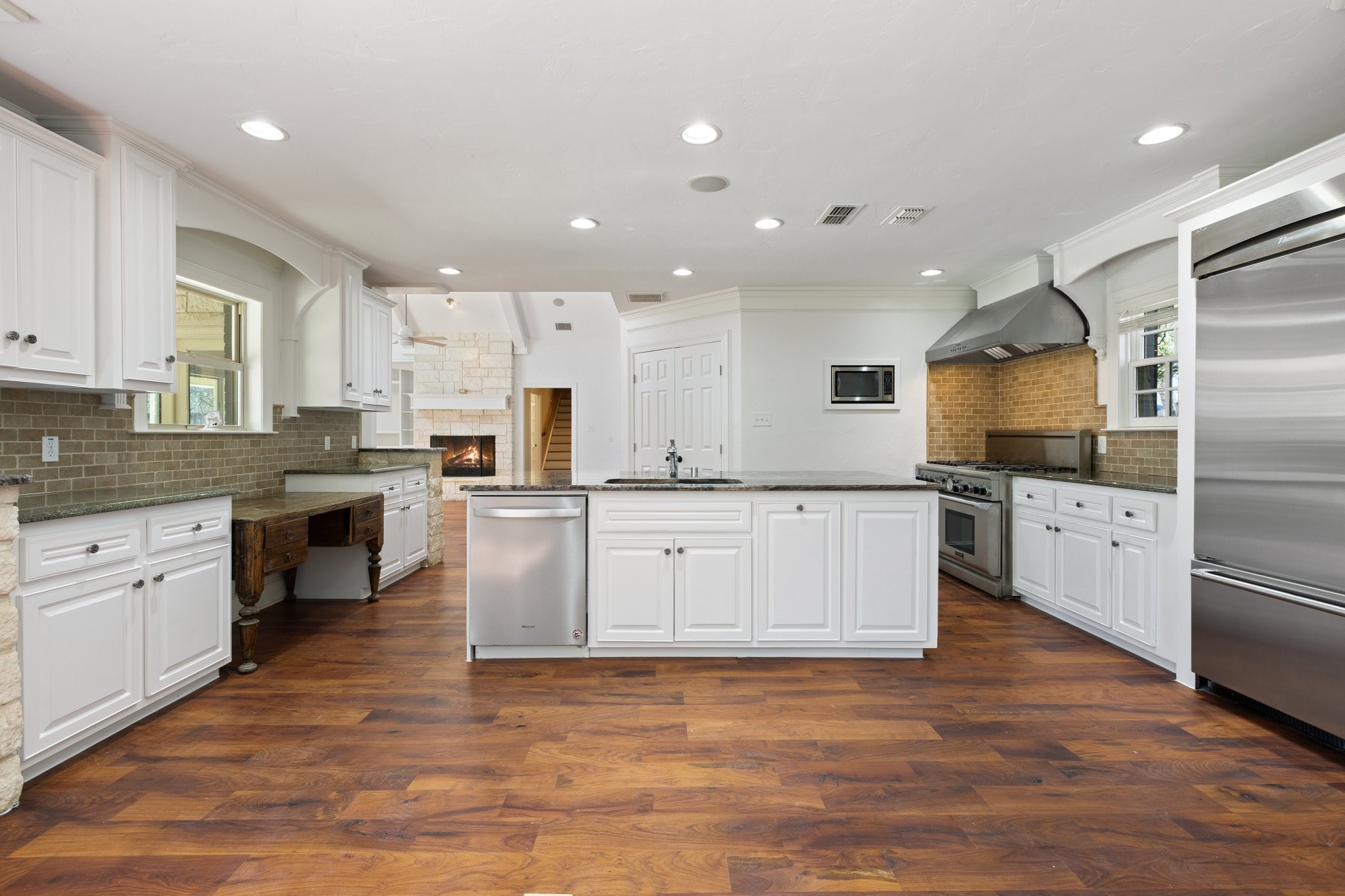 5922 Joyce Way