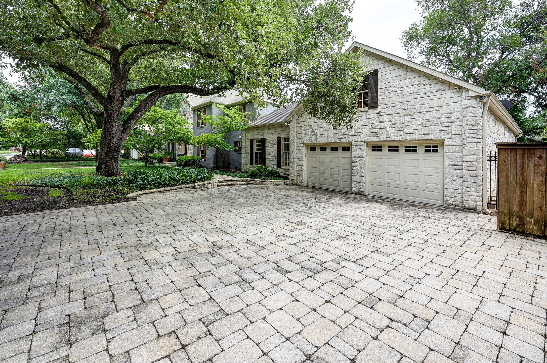 5922 Joyce Way