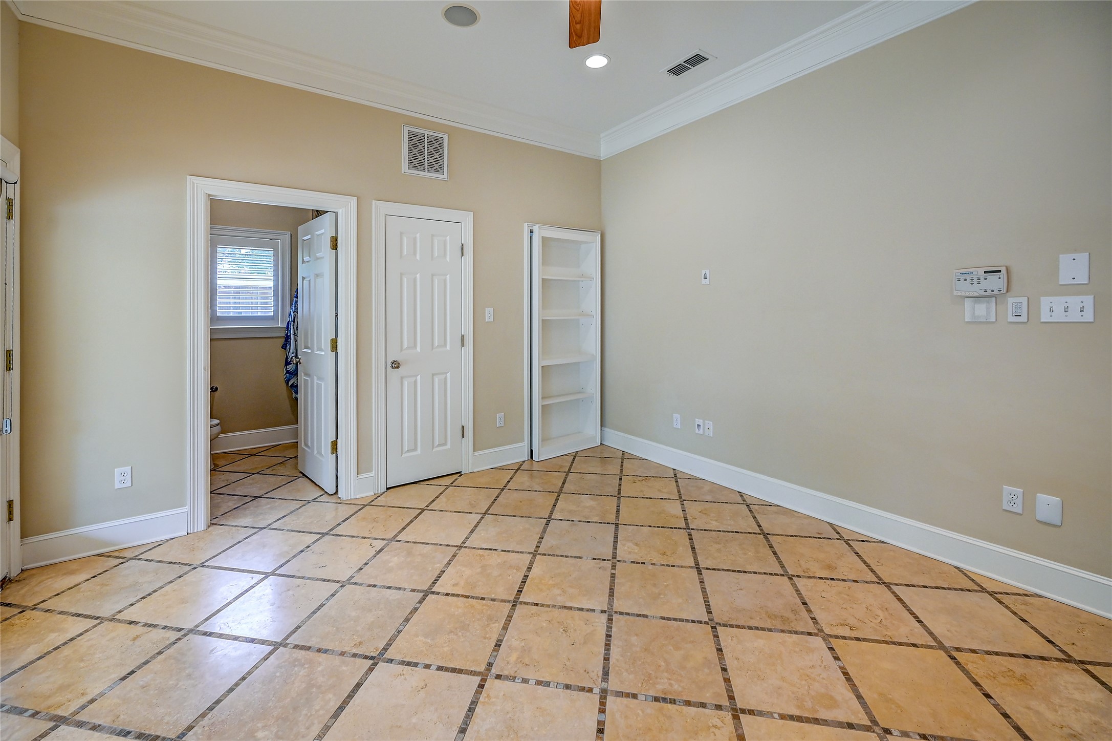 5922 Joyce Way