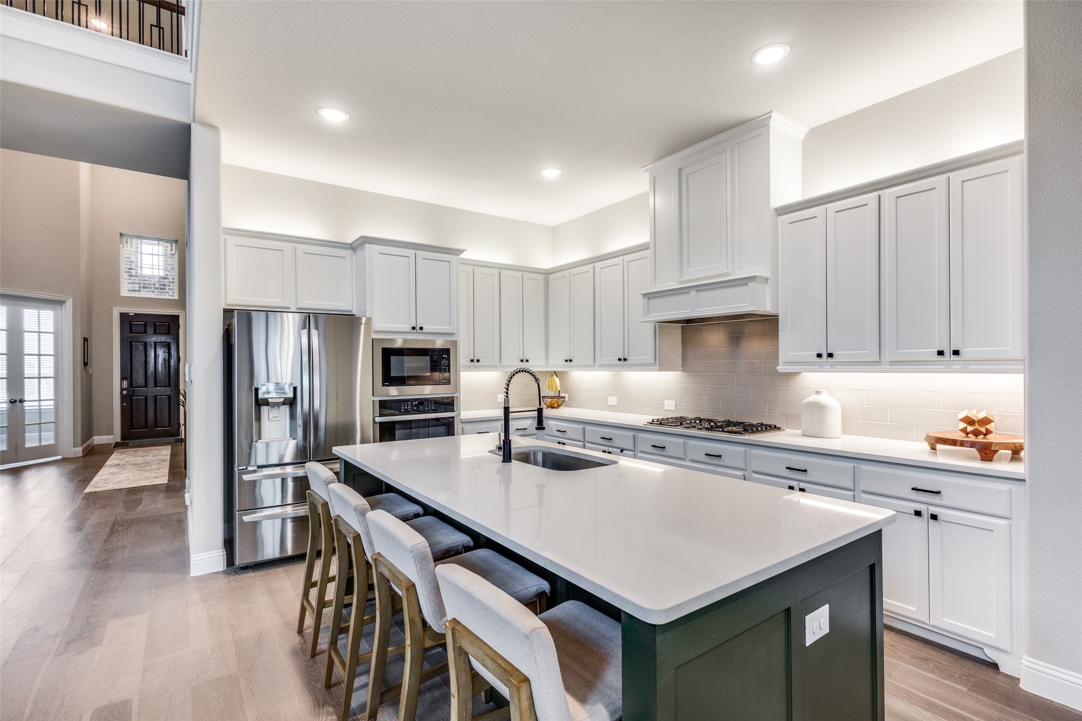 1421 Benavites Drive