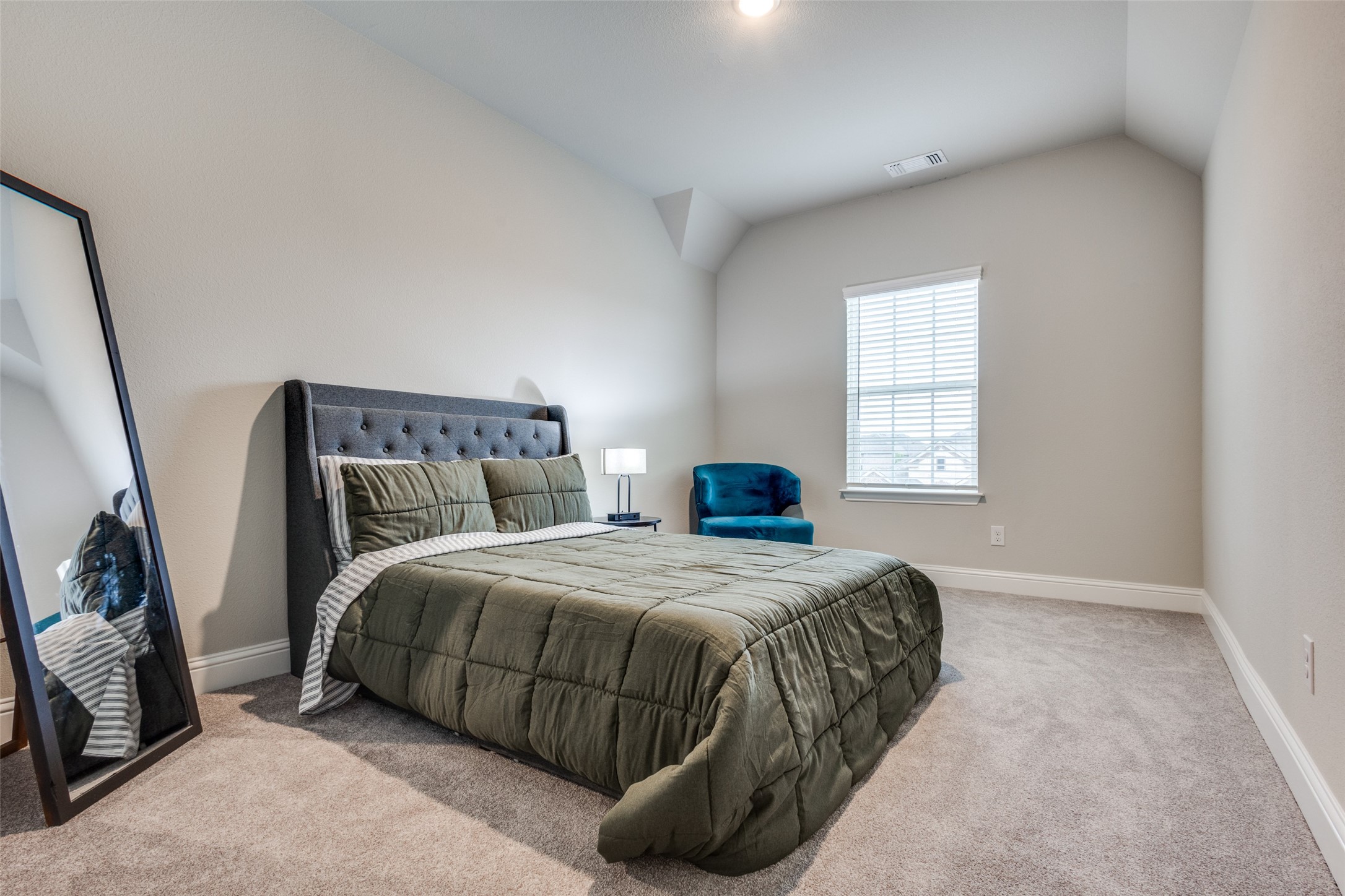 1421 Benavites Drive