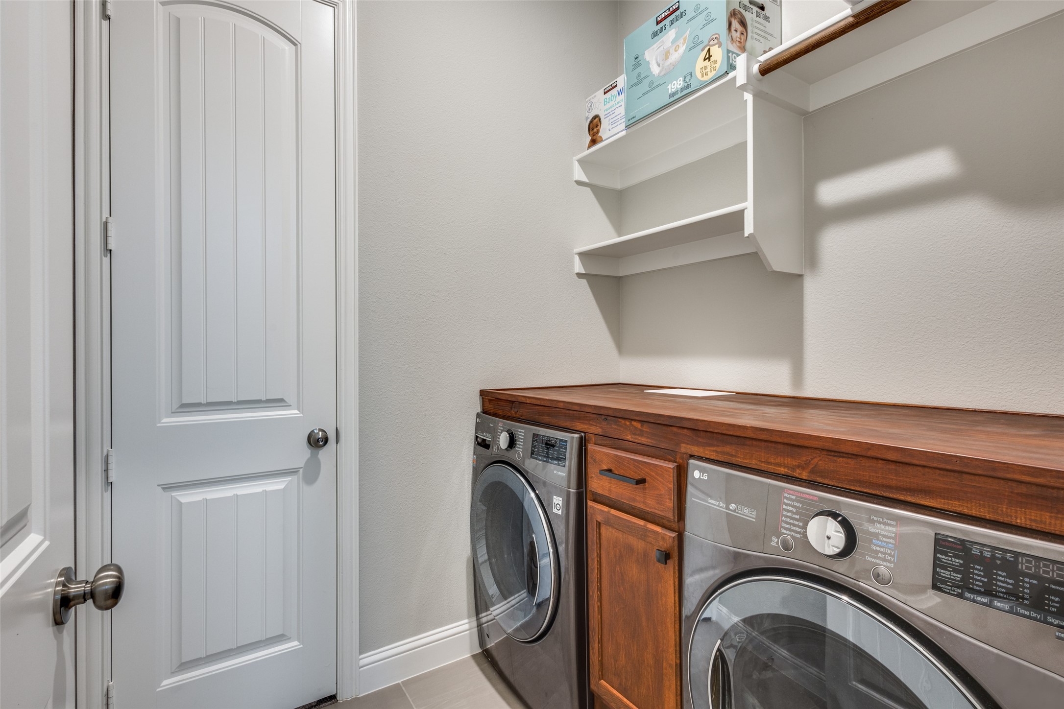 1421 Benavites Drive