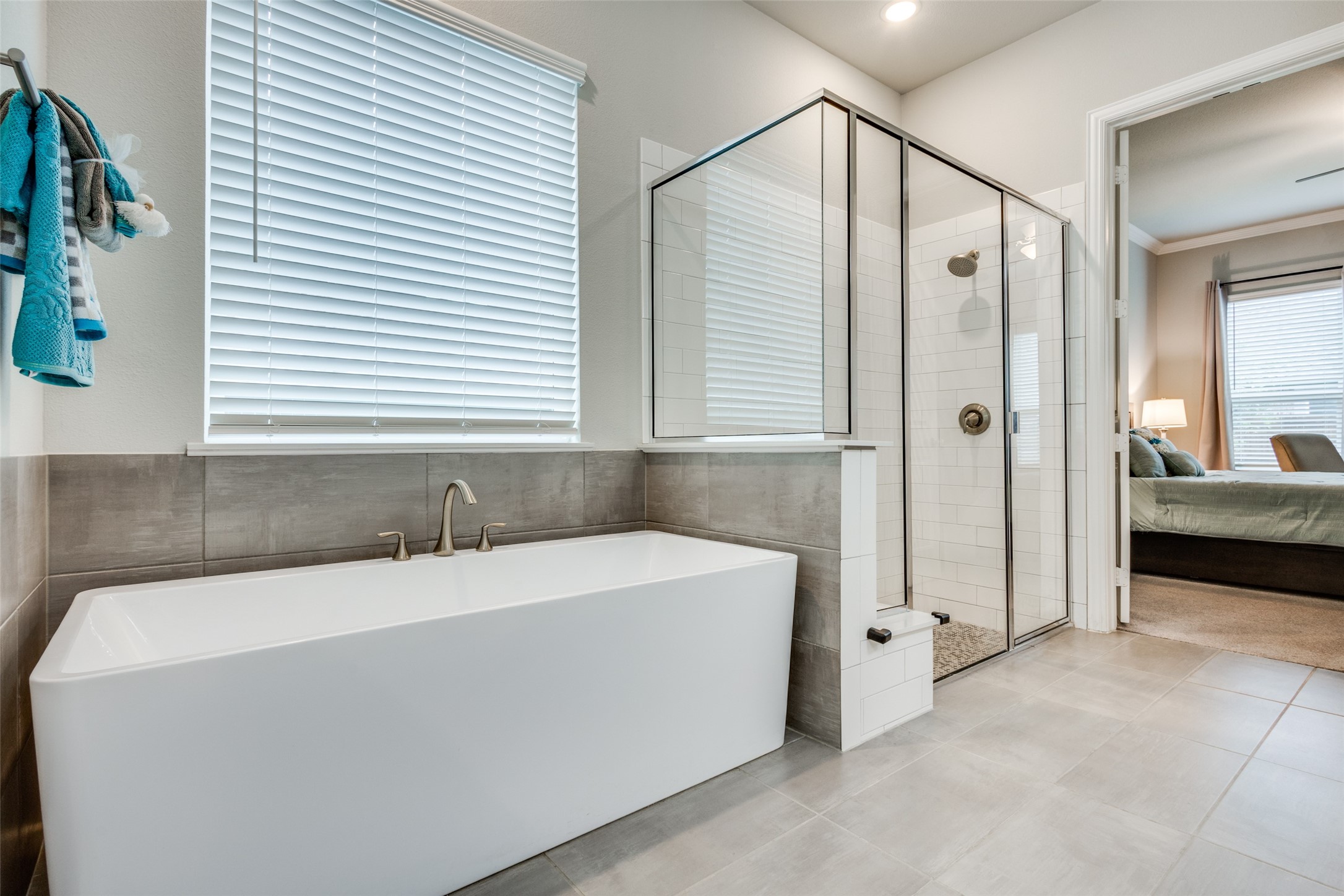 1421 Benavites Drive