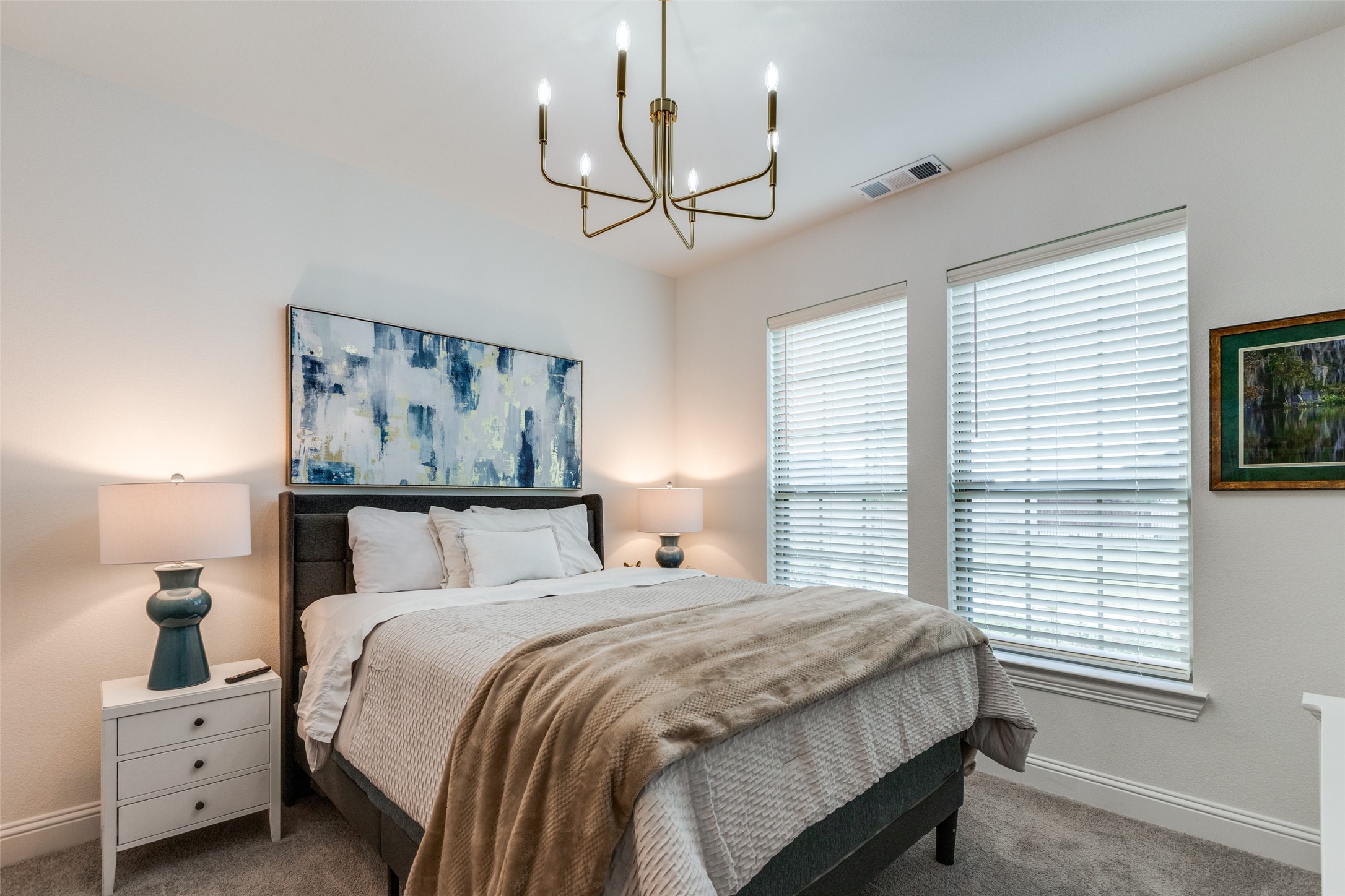 2413 Latimer Mews