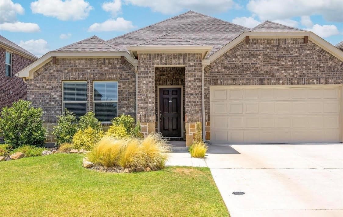 636 Lazy River Drive