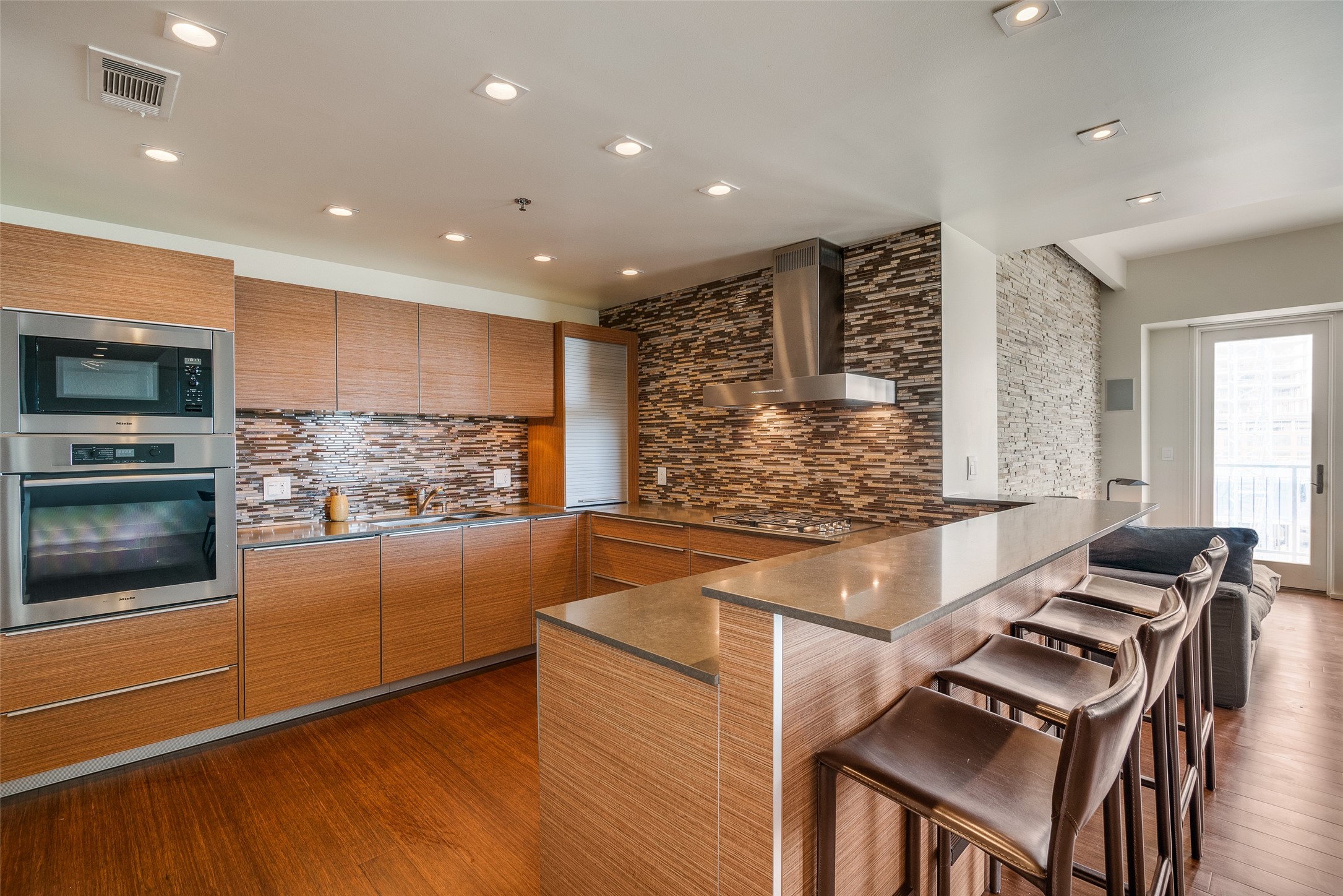 4611 Travis Street 809A