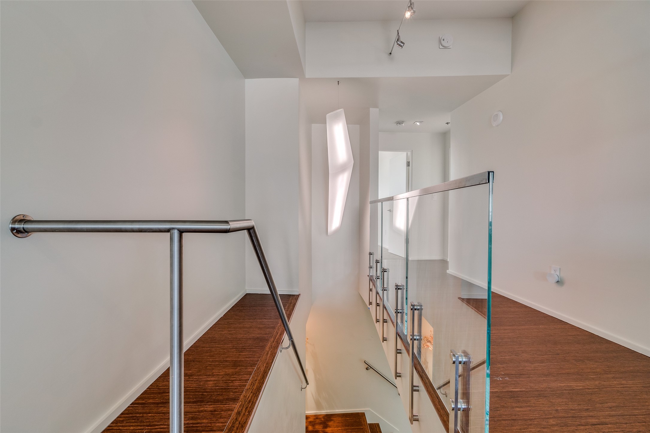 4611 Travis Street 809A