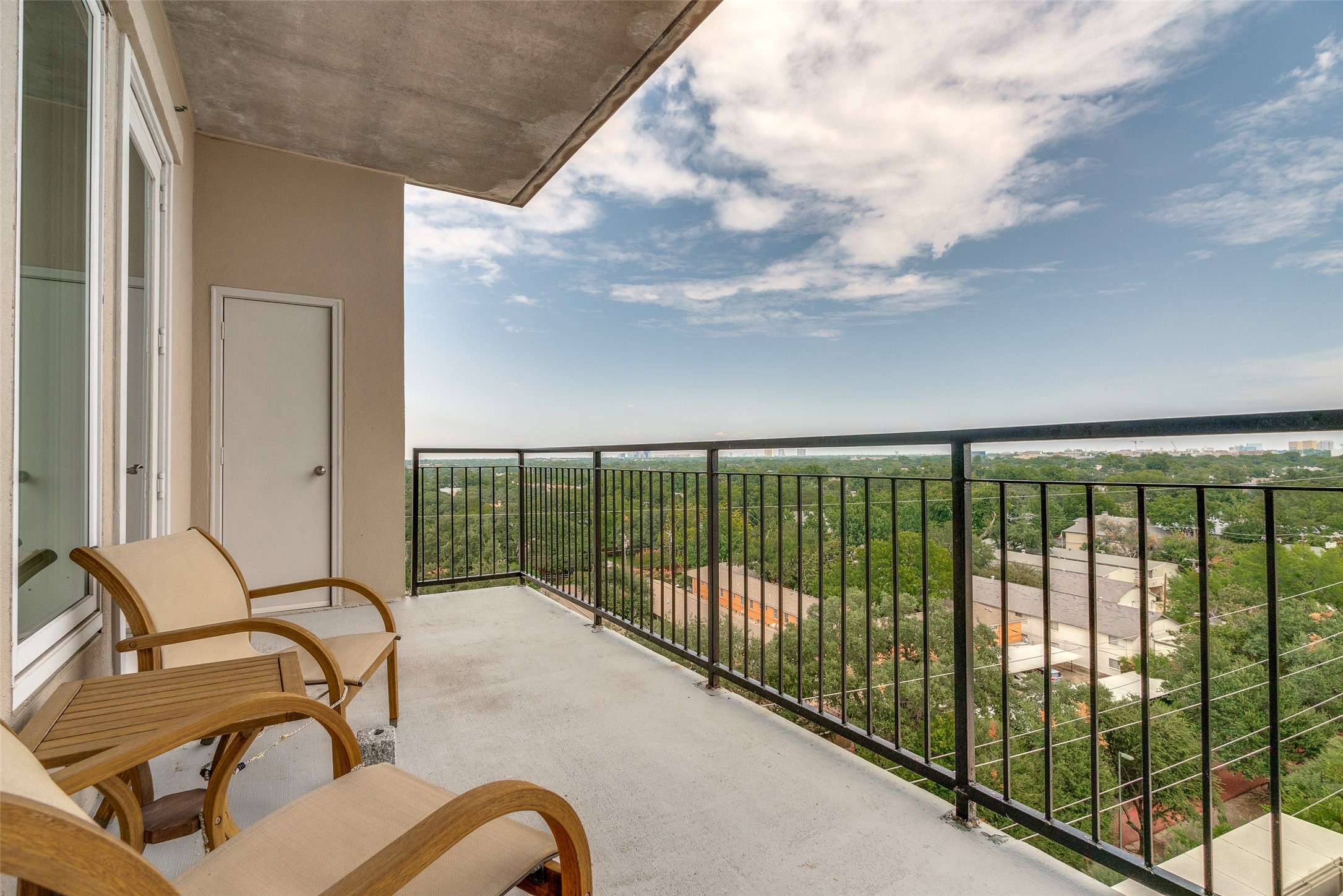 4611 Travis Street 809A