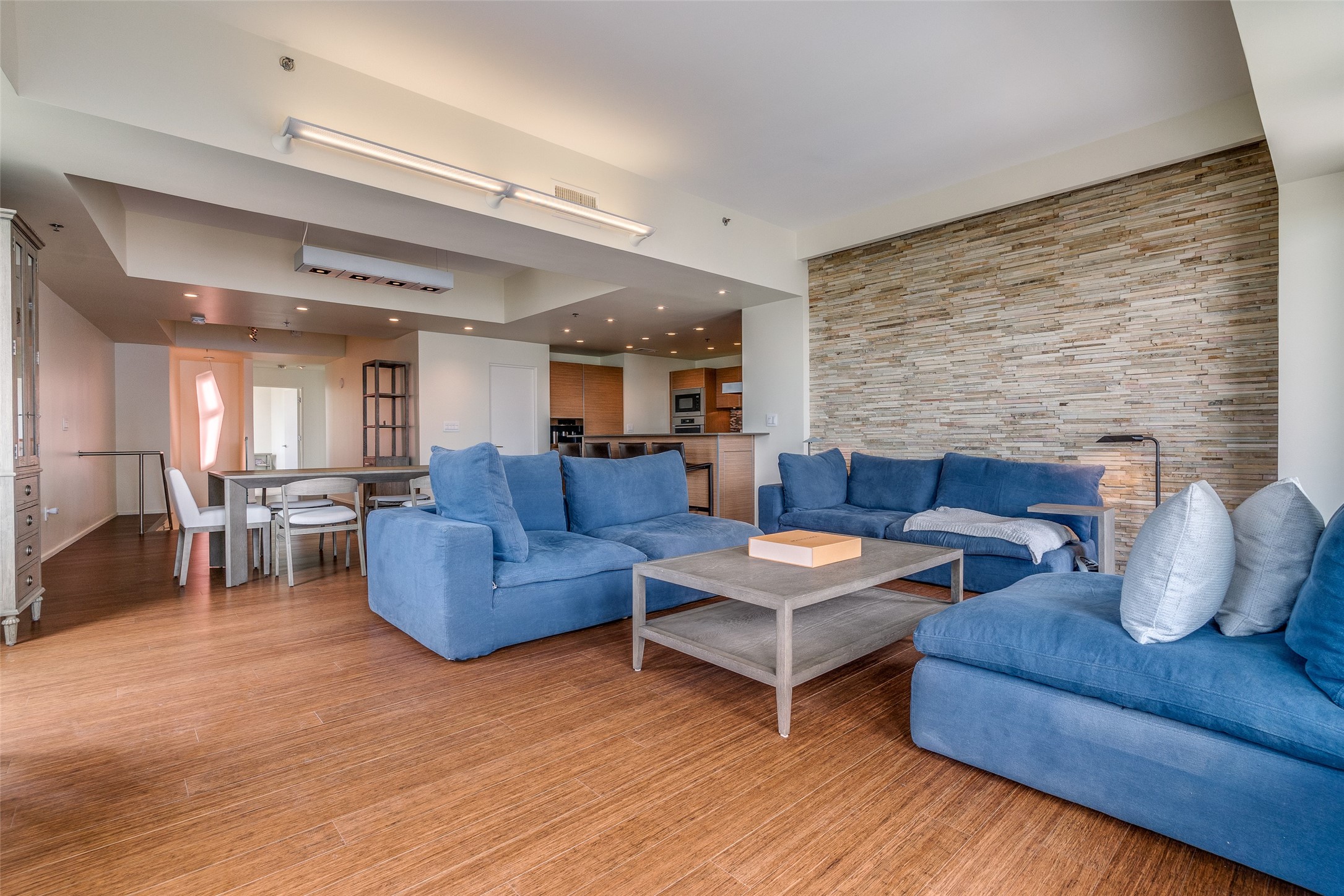 4611 Travis Street 809A