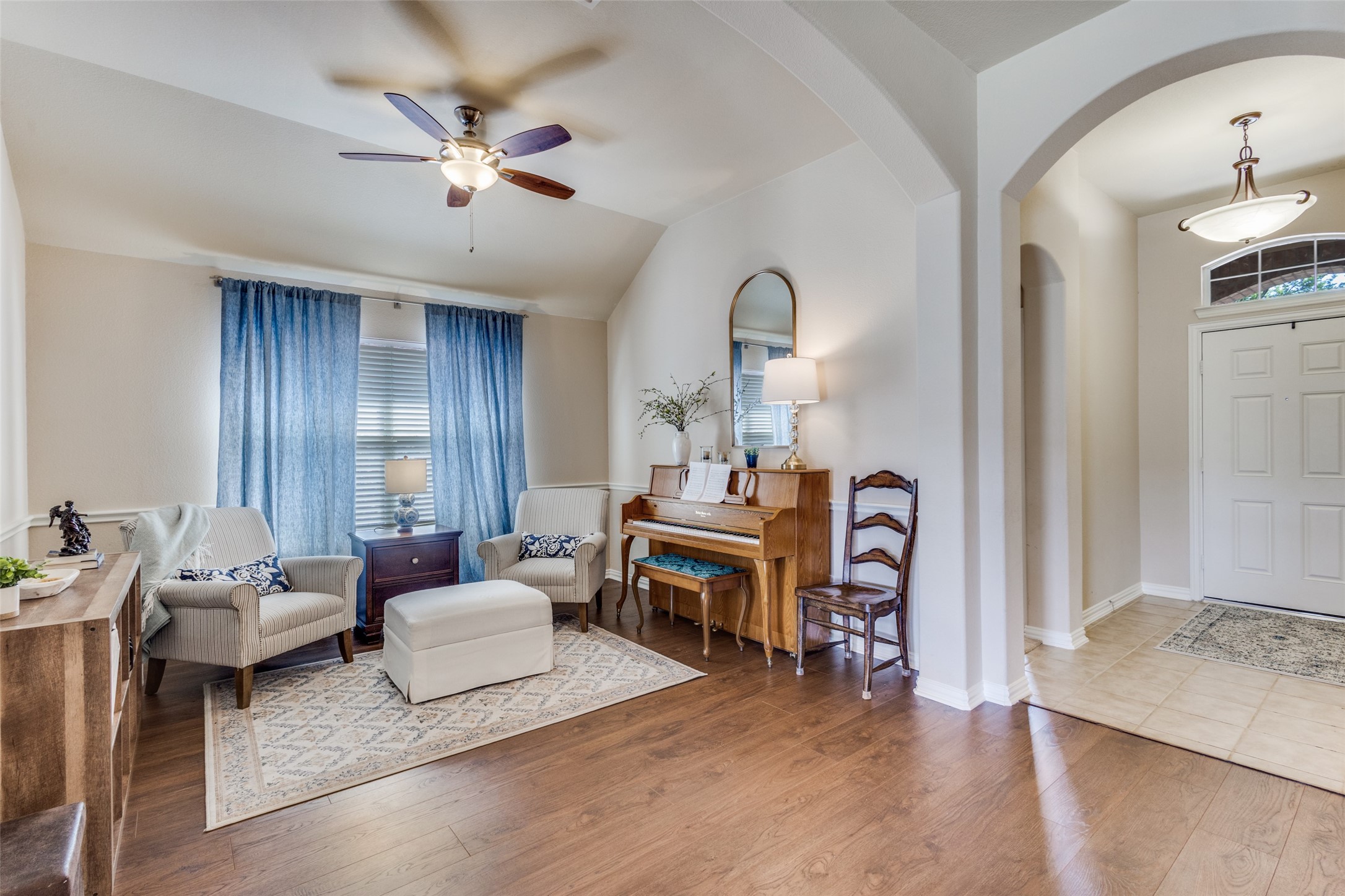 3233 Horizons Drive