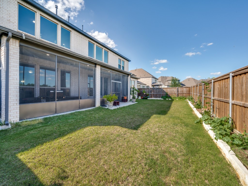 16508 Sunnyland Drive