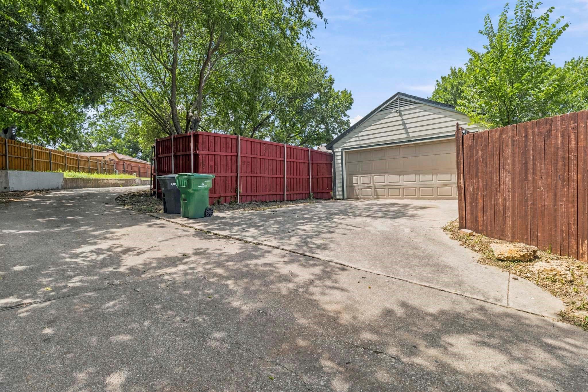 1803 Sherwood Place