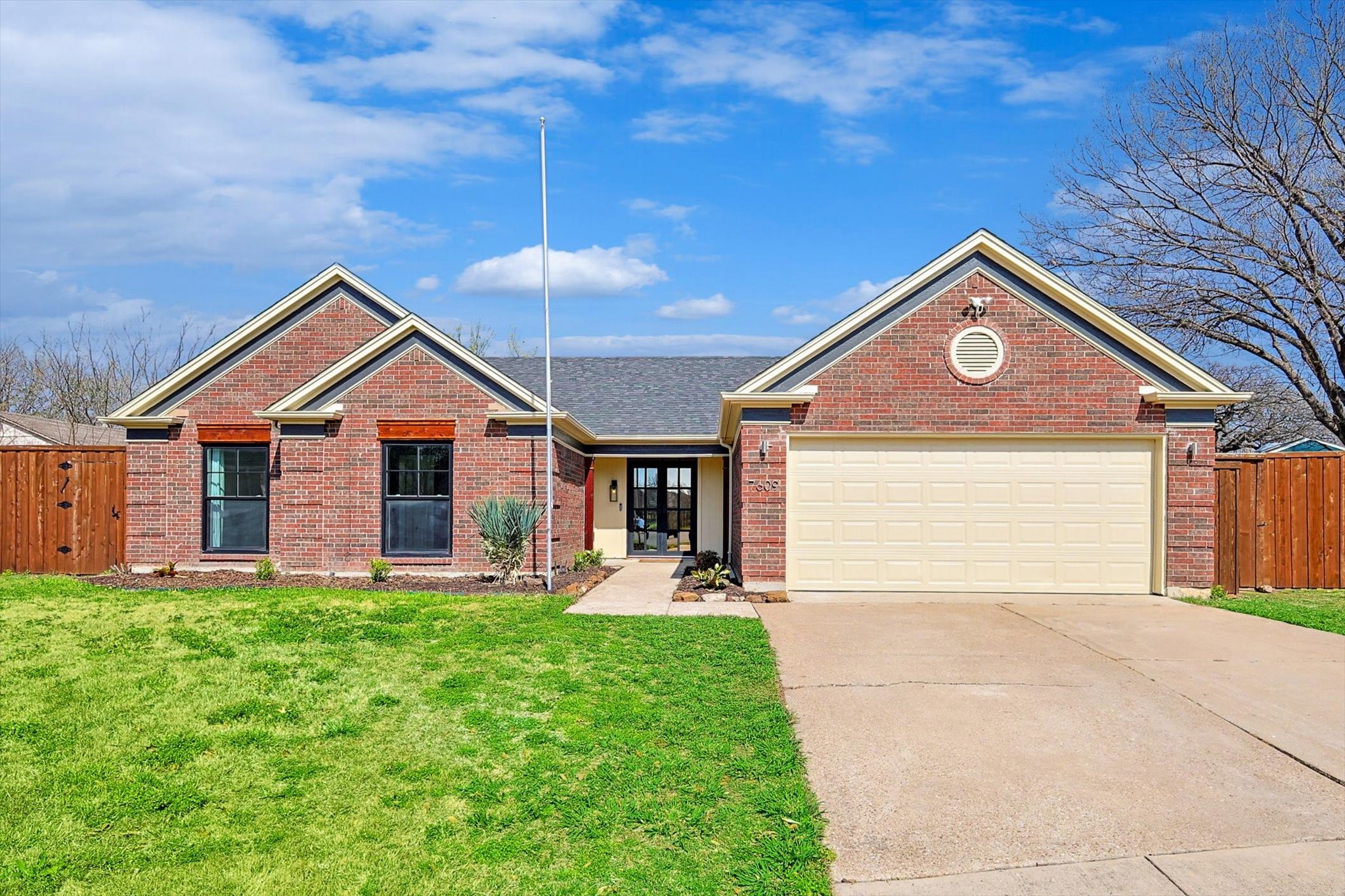 7609 Greenleaf Court