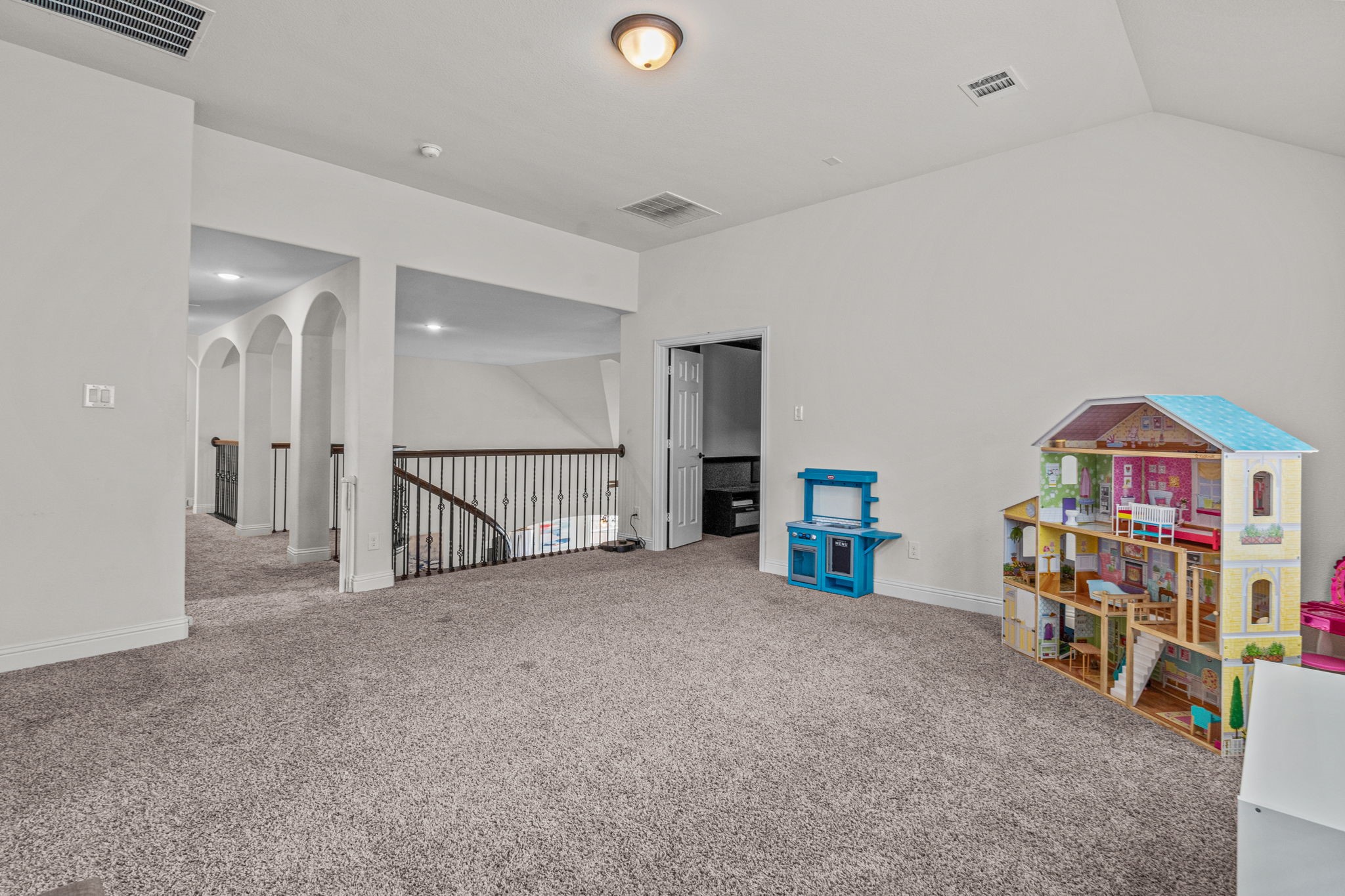 5201 Center Hill Drive
