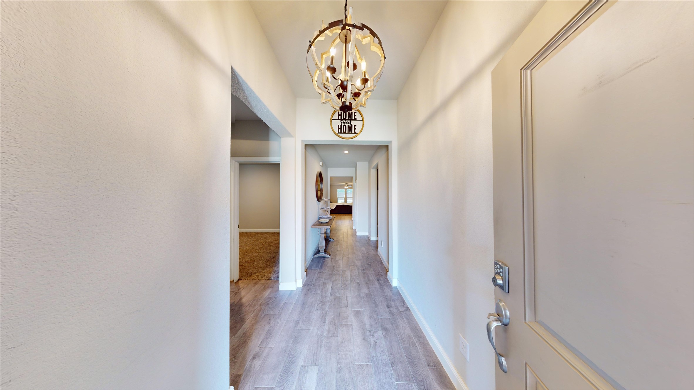 821 Greenford Manor