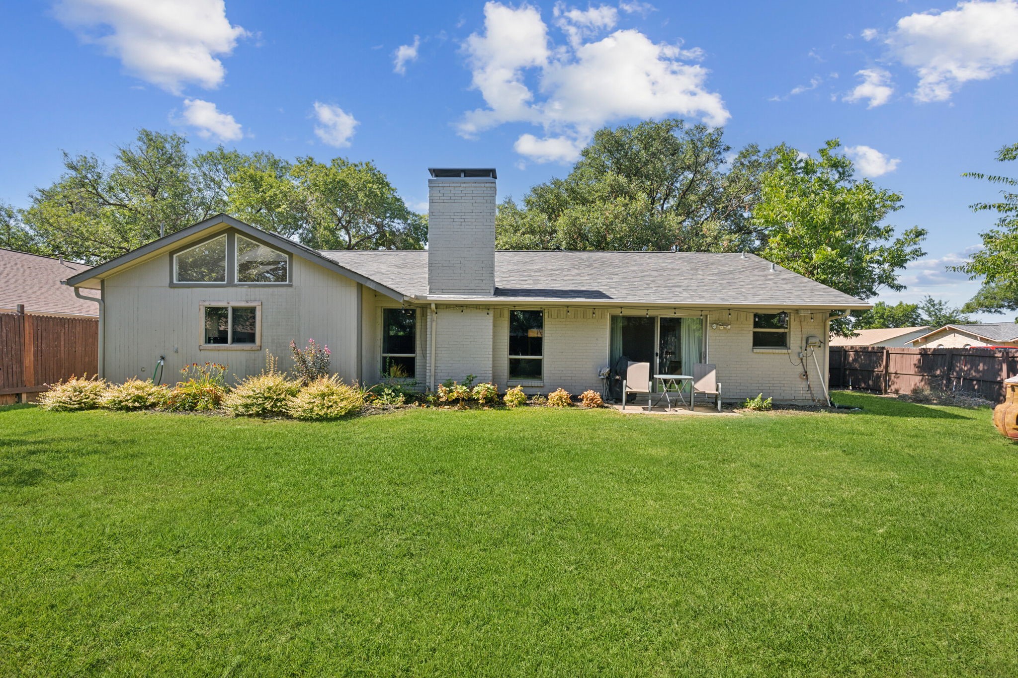 2001 Grenoble Drive