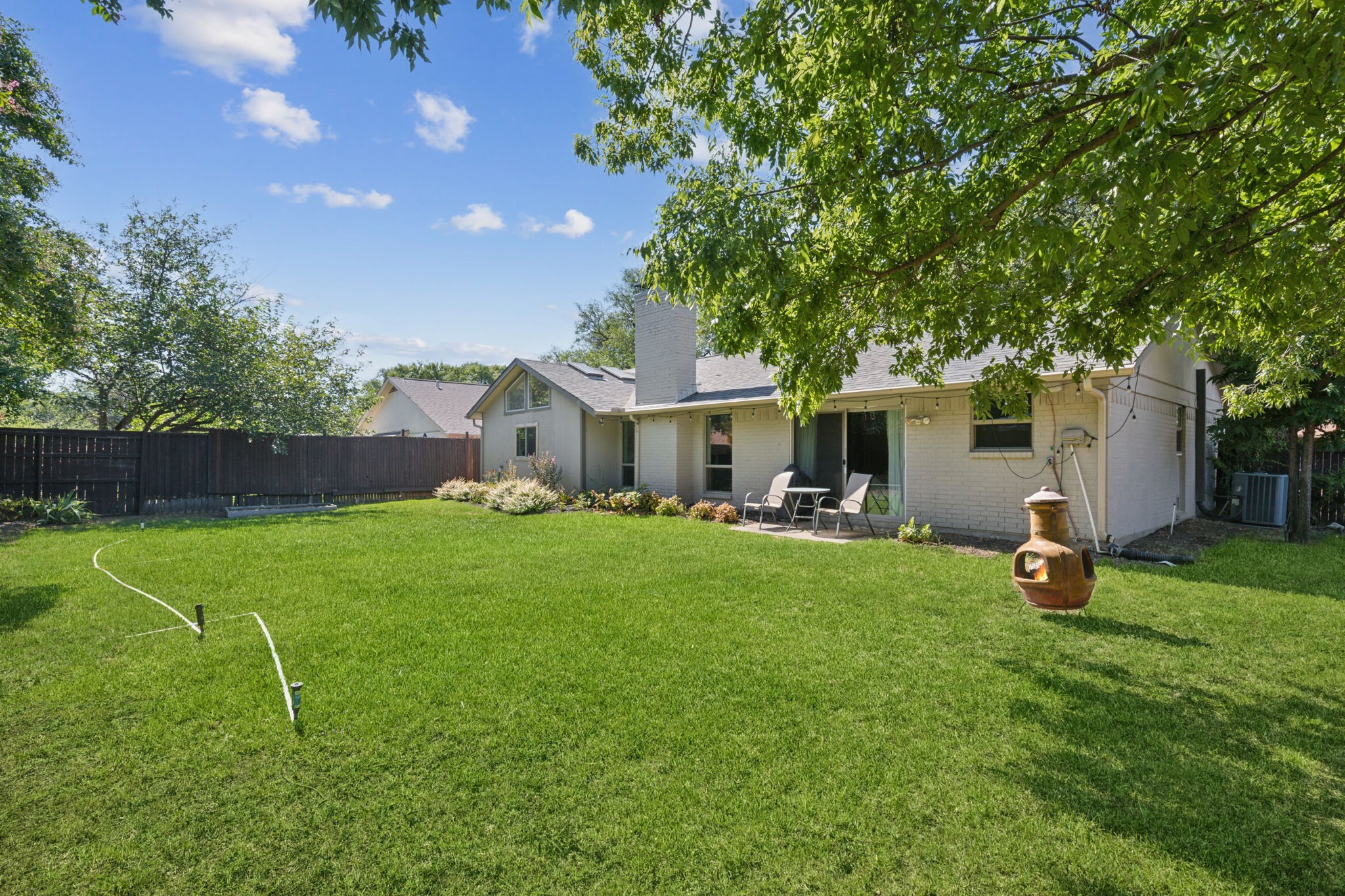2001 Grenoble Drive