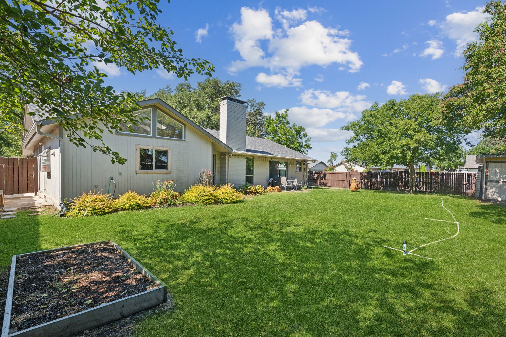 2001 Grenoble Drive