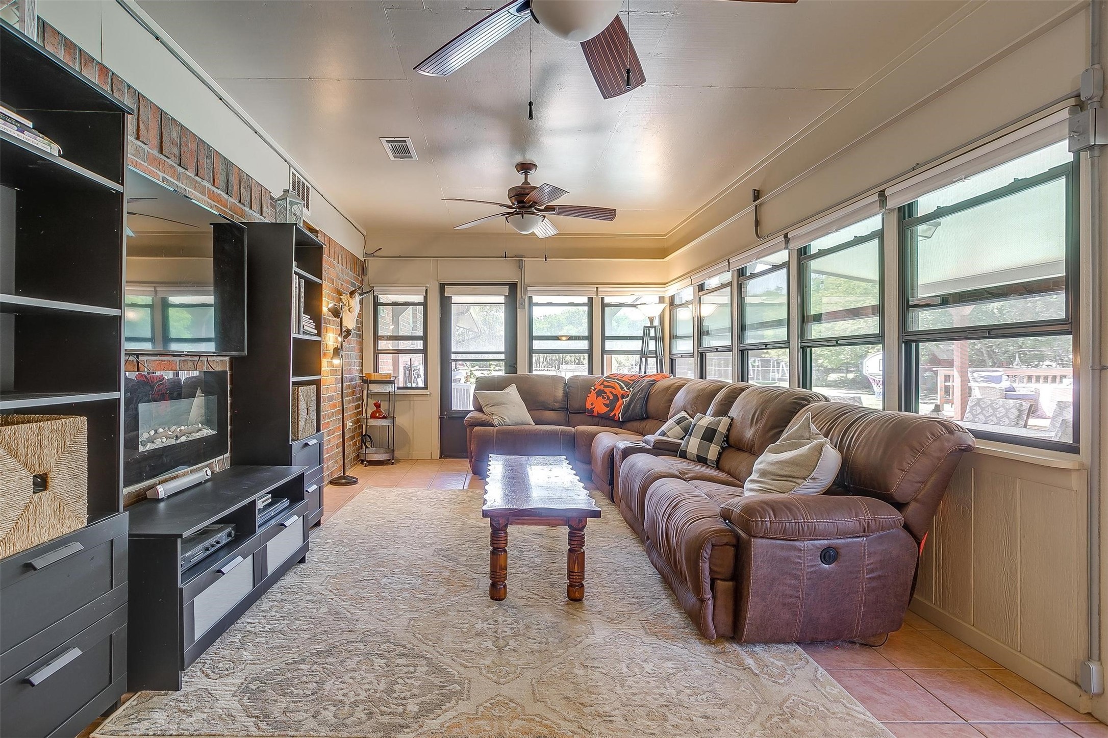2277 Floyd Hampton Road