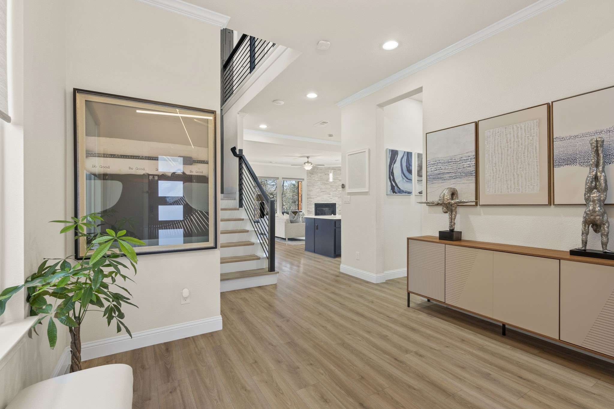 504 Shoreline Street
