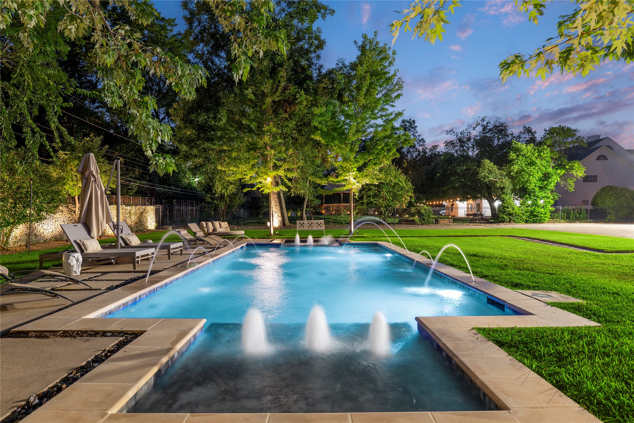 4522 Walnut Hill Lane