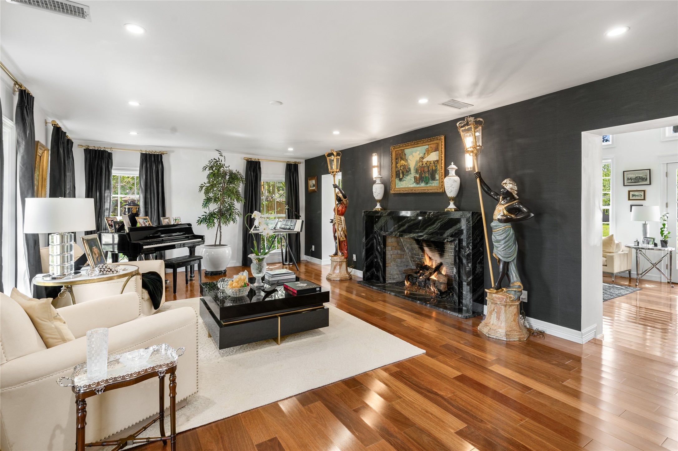 4522 Walnut Hill Lane