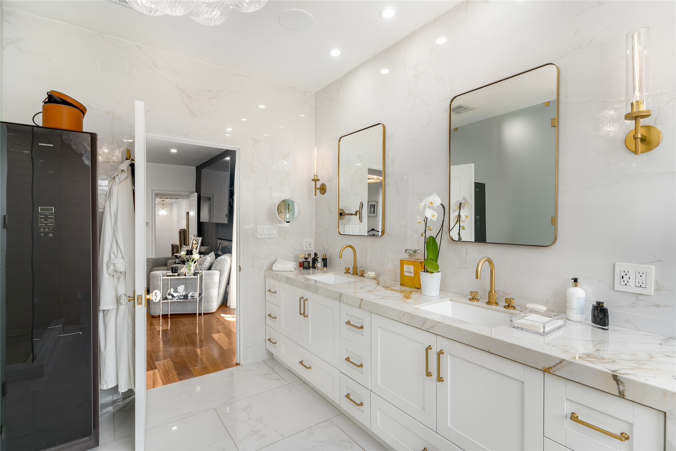 4522 Walnut Hill Lane