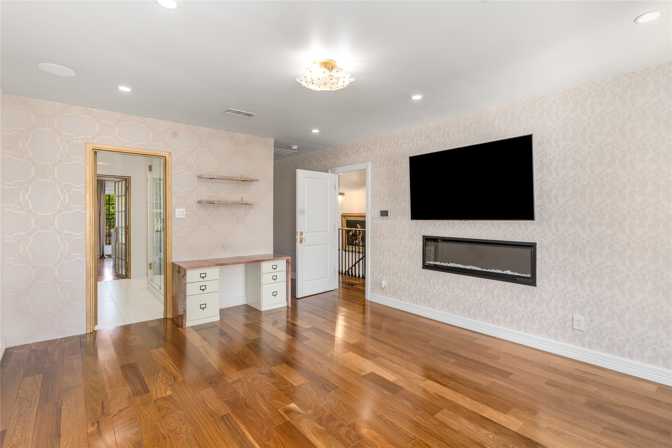 4522 Walnut Hill Lane