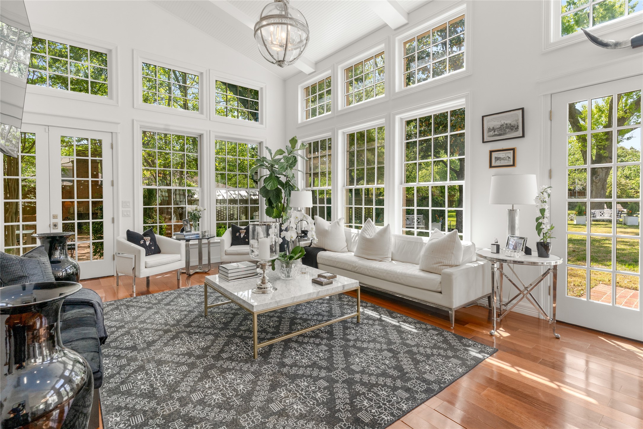 4522 Walnut Hill Lane