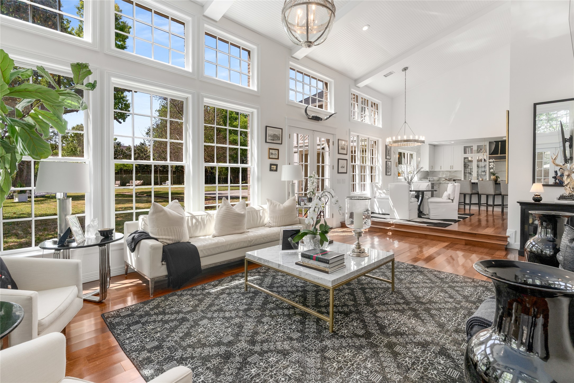 4522 Walnut Hill Lane