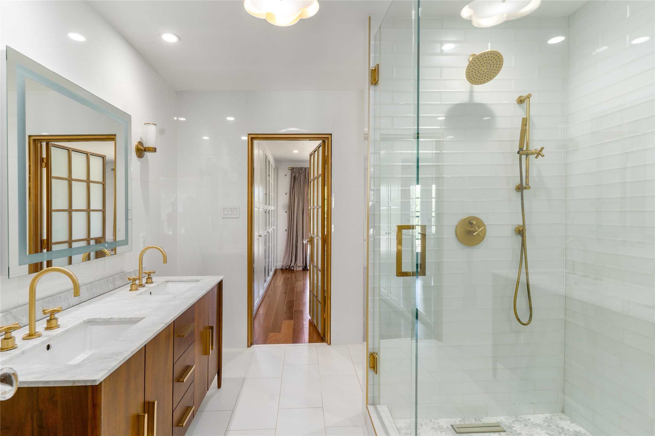 4522 Walnut Hill Lane